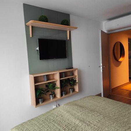 Beachfront Paradise Ezuest Panorama Lakeview Apartment With Panoramic Terrace Siófok Exterior foto