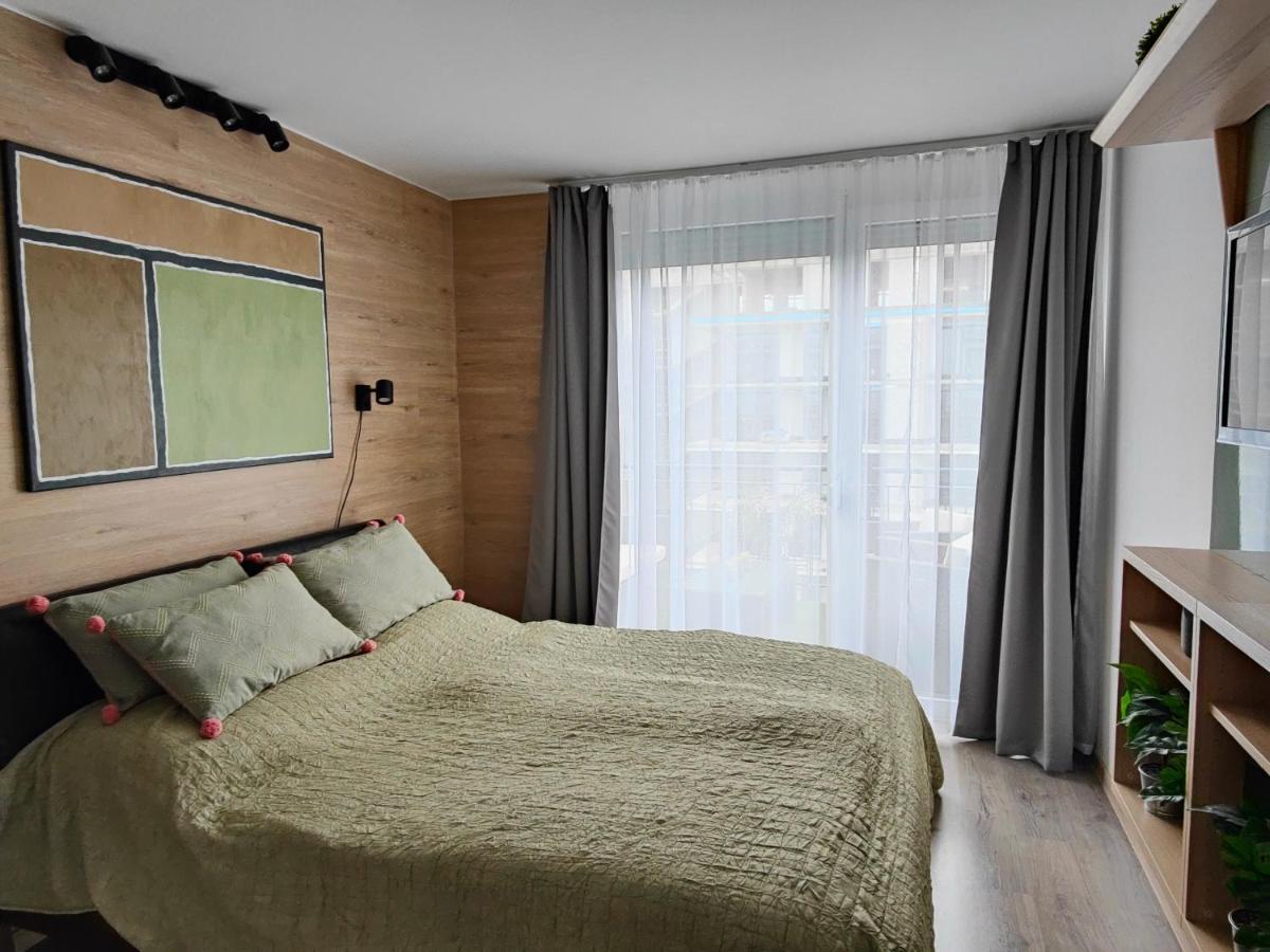 Beachfront Paradise Ezuest Panorama Lakeview Apartment With Panoramic Terrace Siófok Exterior foto